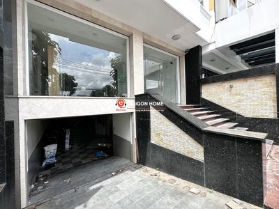 Five-story floating office building Lương Định Của An Phú District 2.