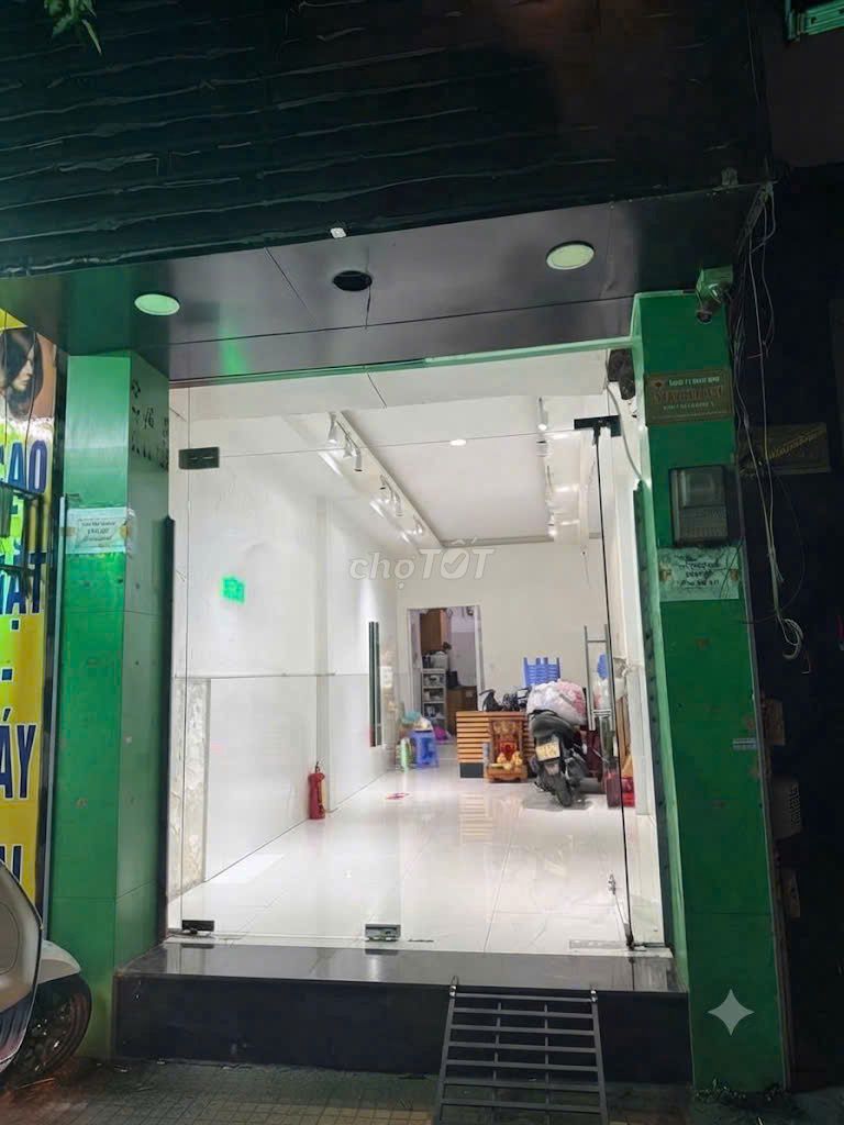 Rent one Bình Thới, 010, District 11, 8 million.