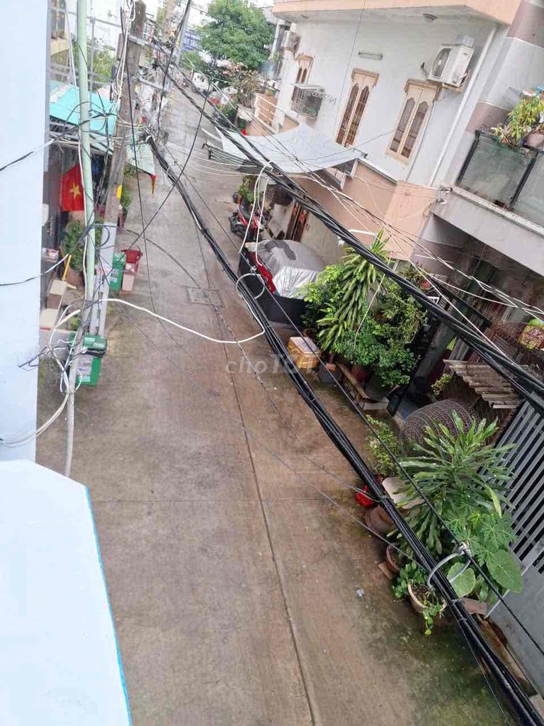 3 floors Bình Trị Đông 3 bedroom 3 v to auto