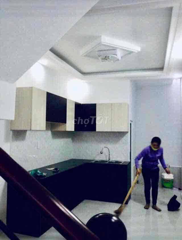 It's the reason for a nice new one. One, two, Nguyễn Phúc Chu Tân Bình bedroom.