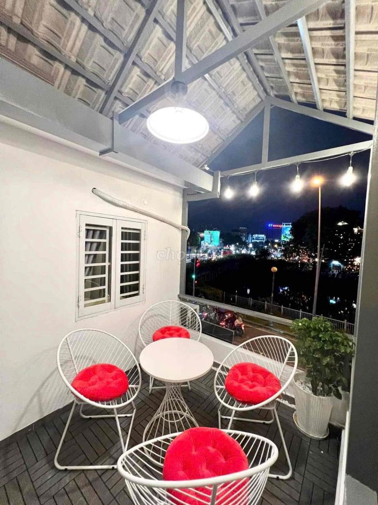 Hoàng Sa rent is required, P Võ Thị Sáu, District 3.