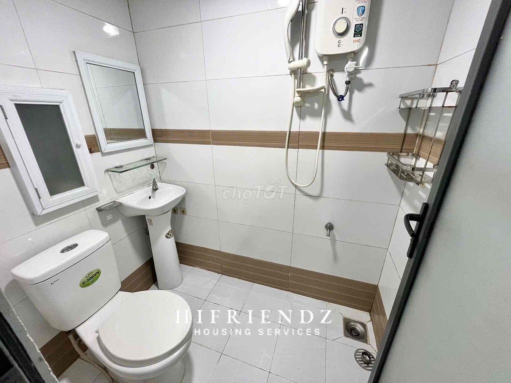 Rent a brand new guard room near Lâm Văn Bền lotte - rmit - nttu