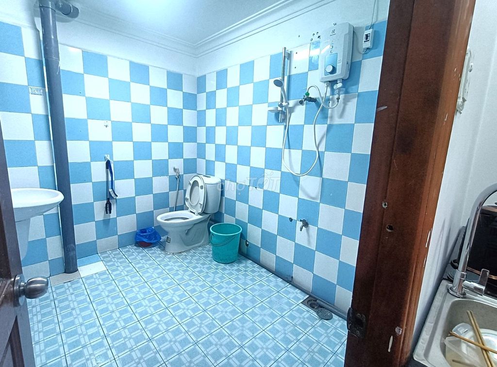 The Room System 1 is full of furniture, sleepbox Q Tân Bình for 1 million4.