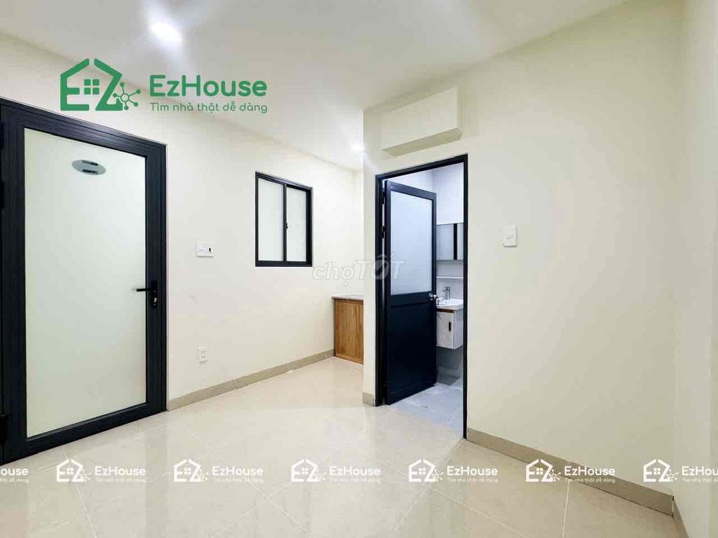 300 M walk -- just built - full interior - 1 1 st floor 1 is super-size - 5 million