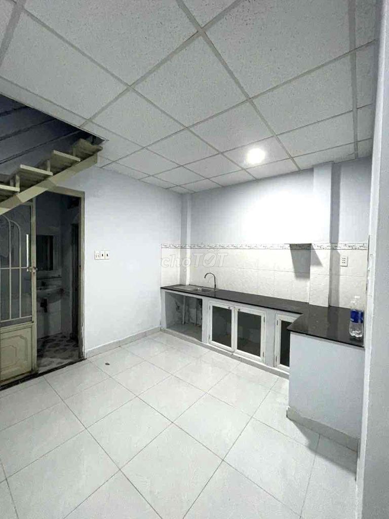 Rent Văn Cao [4*20 ] Passed 2 bedroom 2 toilet 2