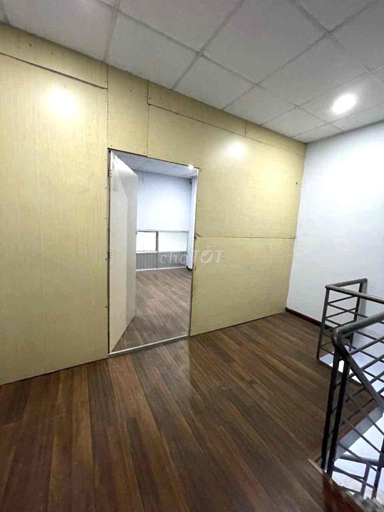 Rent Văn Cao [4*20 ] Passed 2 bedroom 2 toilet 2