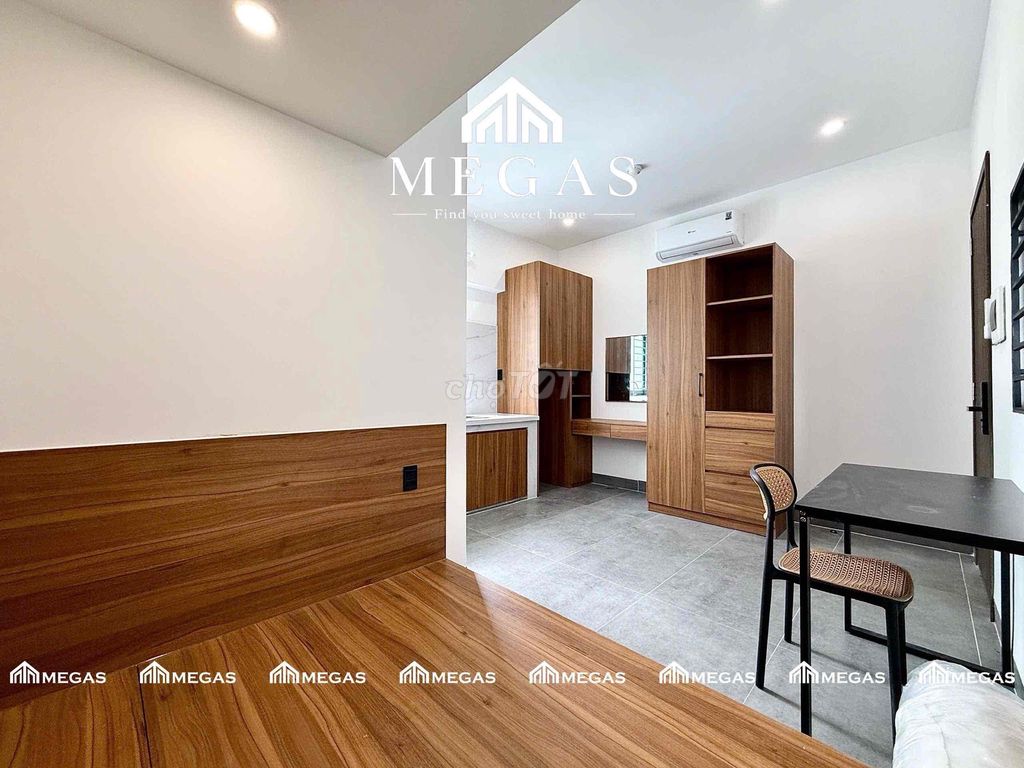 open 30 P near the software park and more utility around