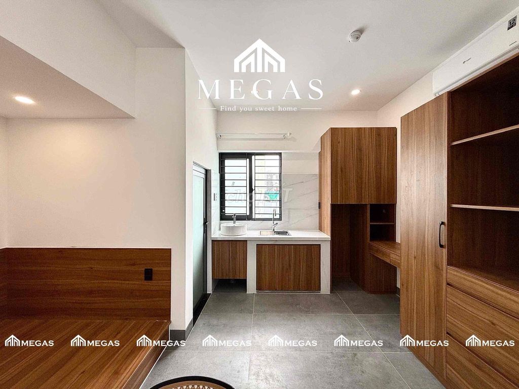 open 30 P near the software park and more utility around
