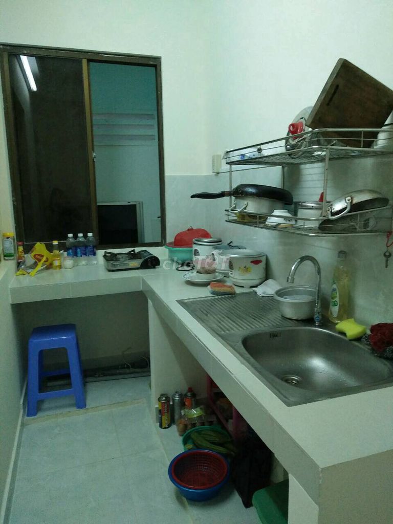 Need to have a room with women at 15 meters at số 1,210 A.M.M., hc.