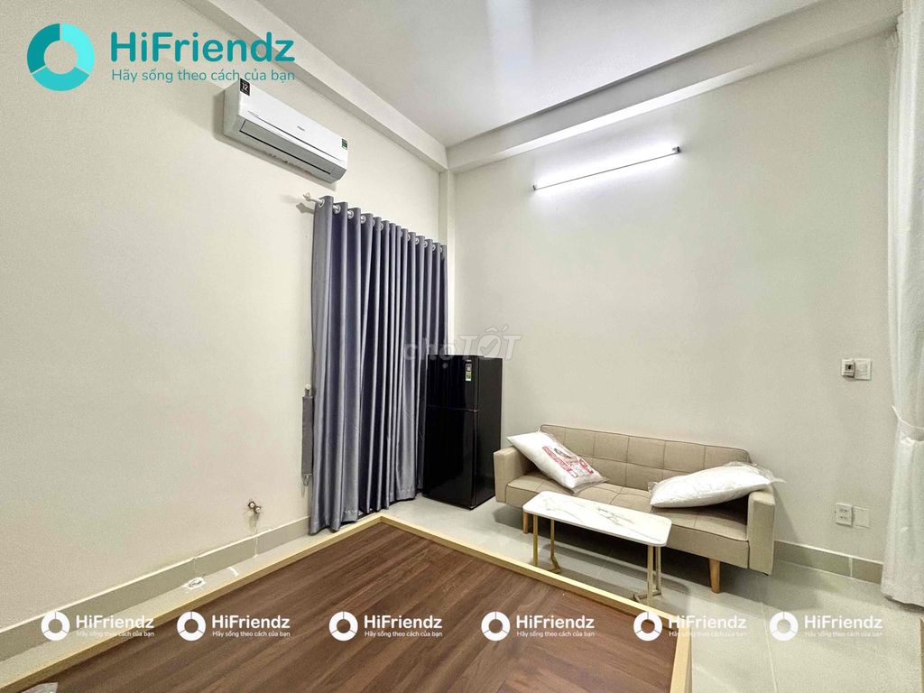 Open a private washing machine bedroom, full furniture.