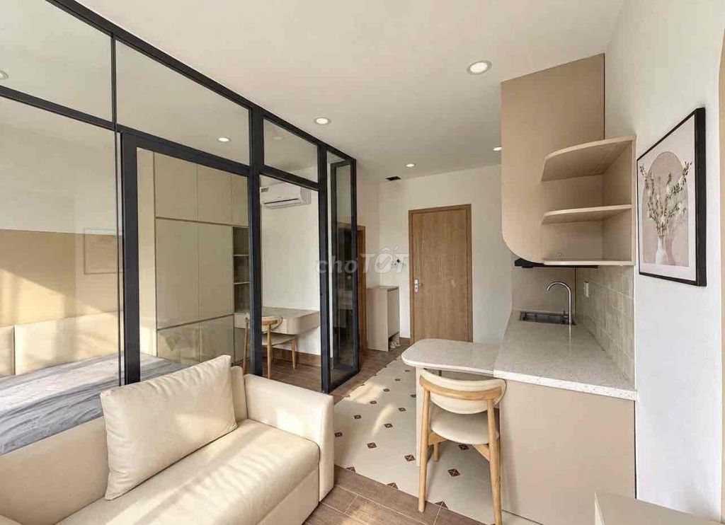 Rent a new balcony studio.