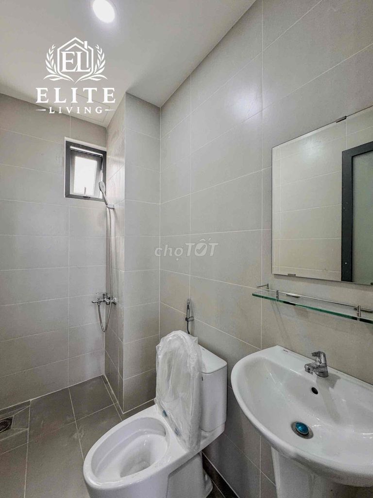 Lê Văn Việt-end room is 100 percent new, close to high-tech.