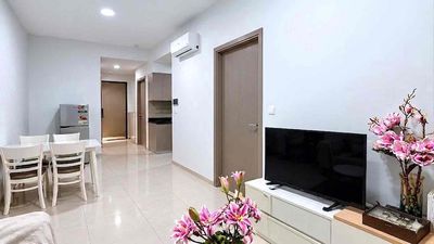 Two bedrooms full of furniture Nine million a month. Ith Xiang