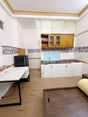 The Phú Nhuận Central Building Room is 2 million a month.