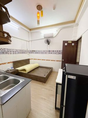 The Phú Nhuận Central Building Room is 2 million a month.