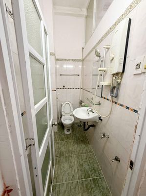 The Phú Nhuận Central Building Room is 2 million a month.