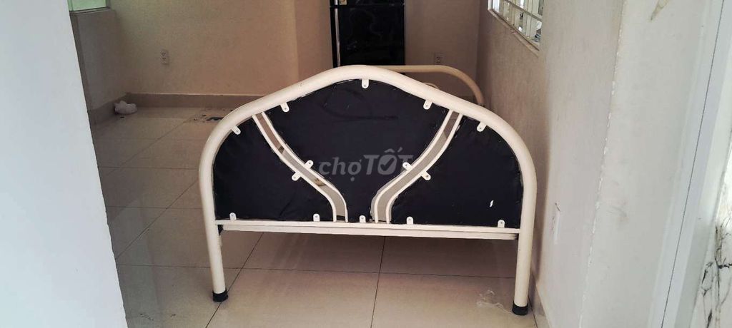 Rent an area room using 50 m2