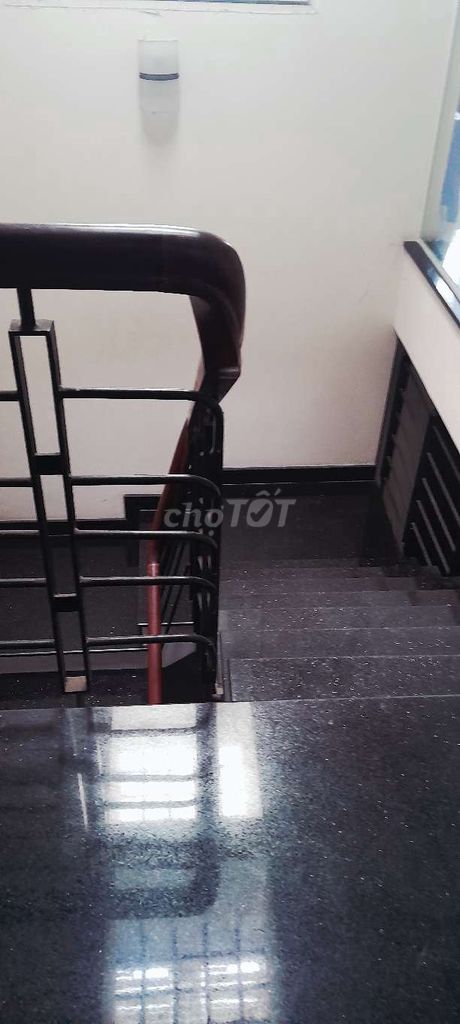 Rent an area room using 50 m2