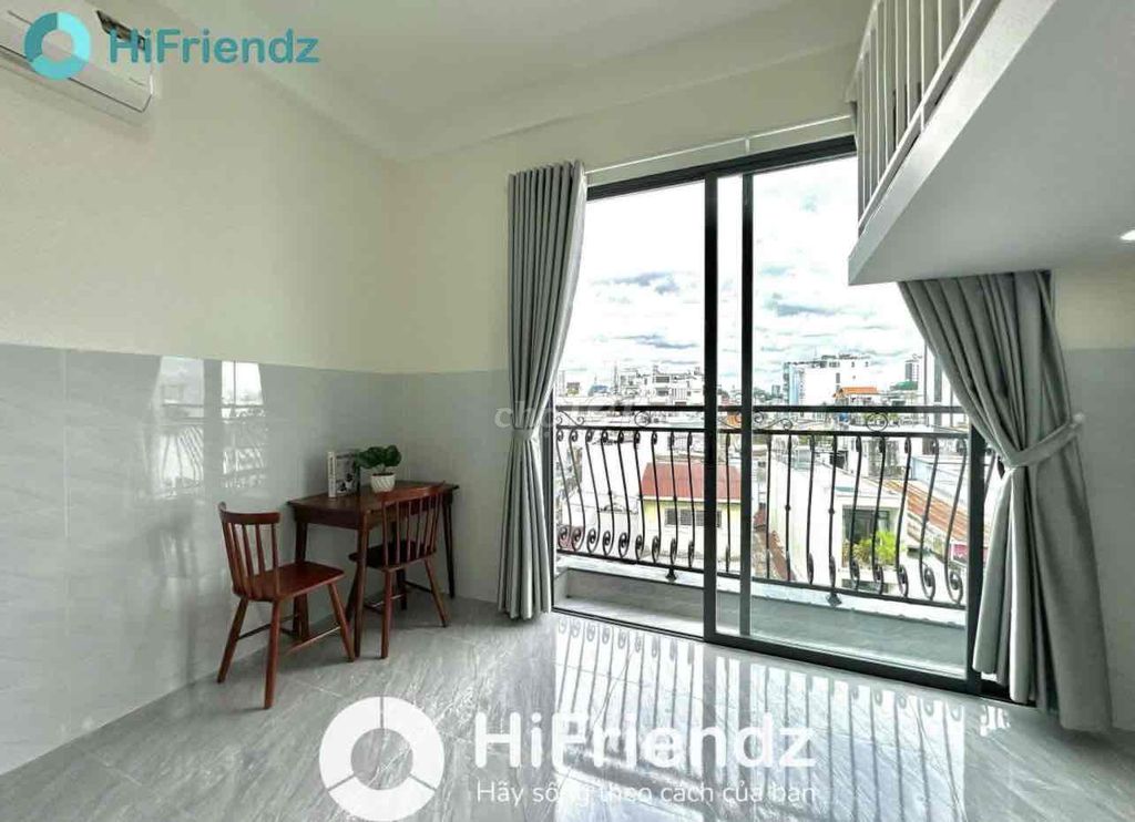 Rent hotel room. New balcony.