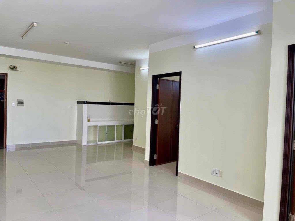 Rent apartment belleza District 7 81 M2,2 bedrooms, 2 new 9 million-painted toilets.