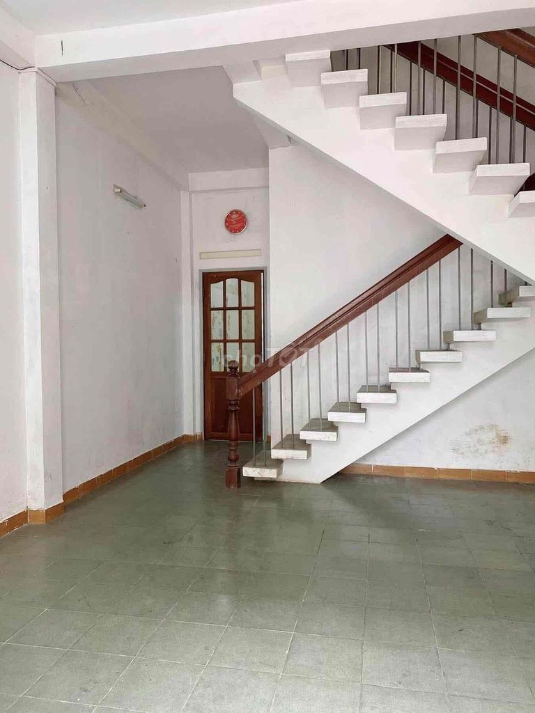 To rent an apartment.