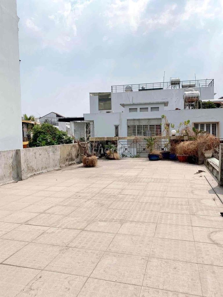 To rent an apartment.