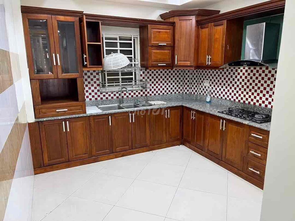Rent an alleyhouse 418 Minh Phụng, near the square market. 3 floors - 13 million