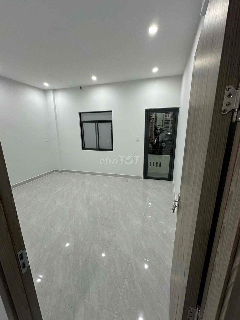Rent an alleyhouse 418 Minh Phụng, near the square market. 3 floors - 13 million