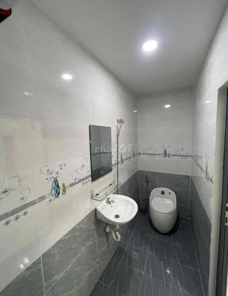 Rent a cool high-end interior apartment.