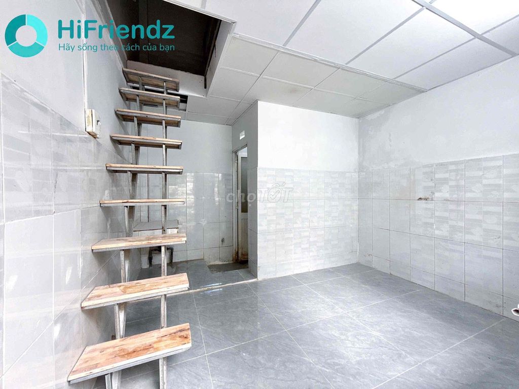 Rooms fit in the business onl near the safe circle, the supermarket go