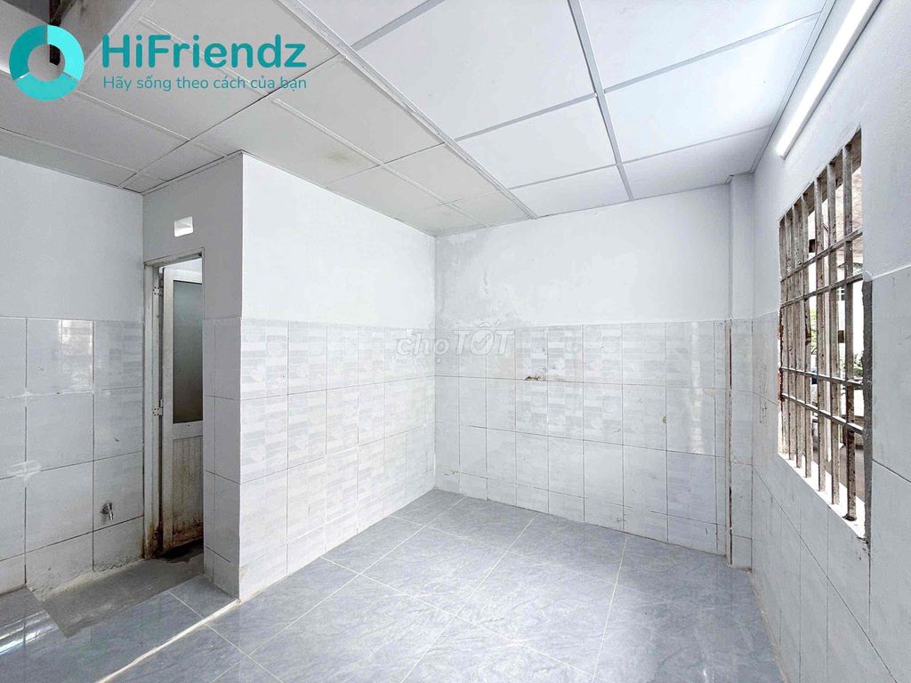 Rooms fit in the business onl near the safe circle, the supermarket go