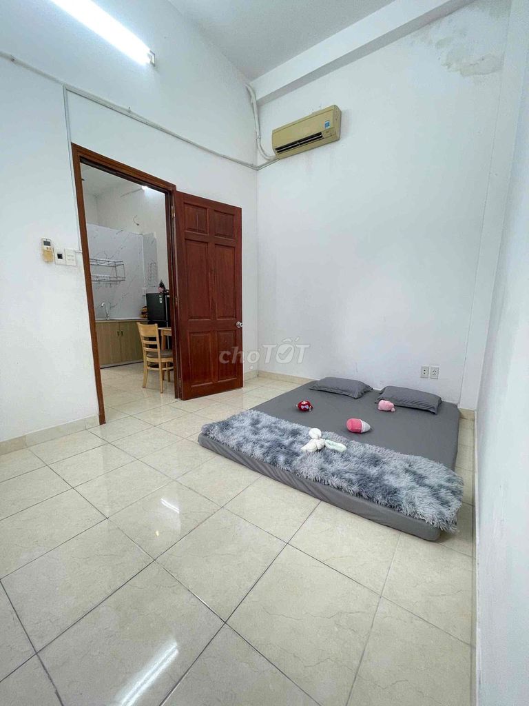 Room service apartments are over 35 meters wide.