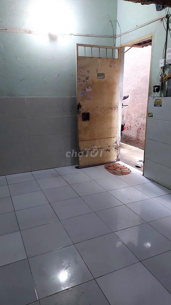 Cheap boarding room near Leviticus Jiang