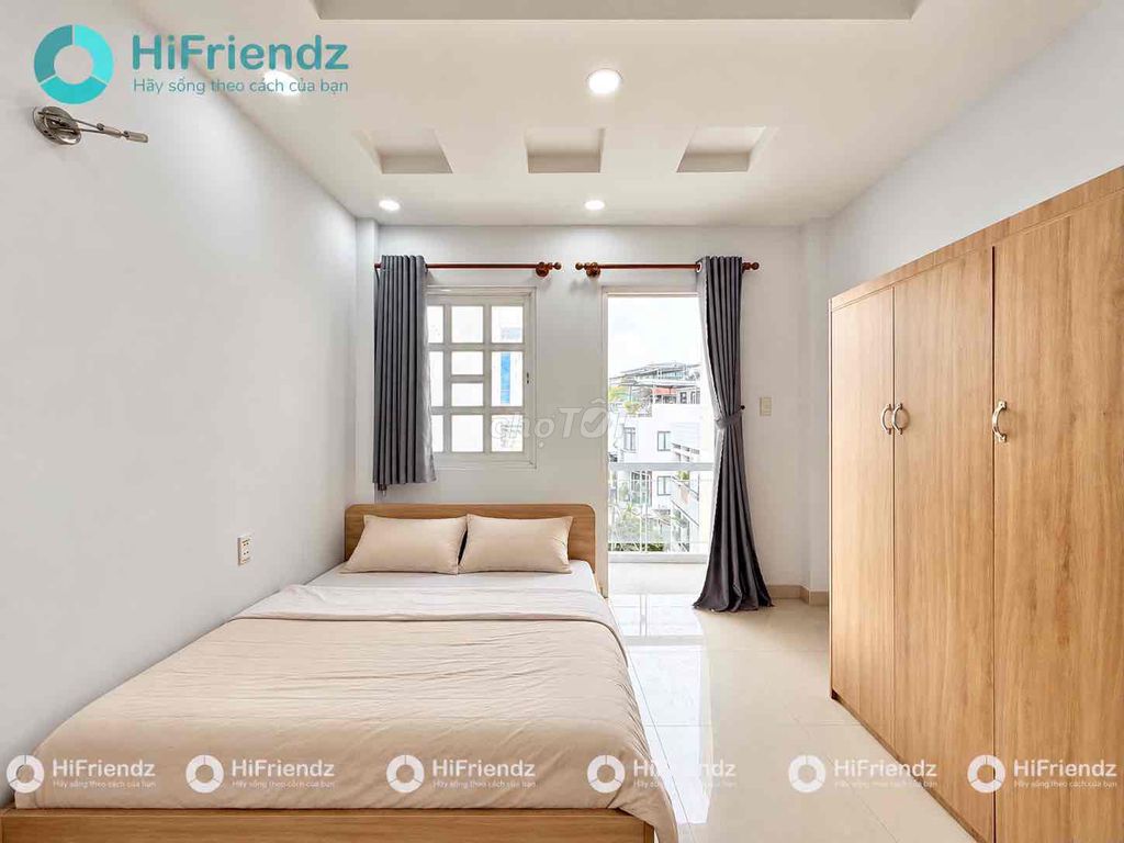 Open the curved apartment at the end of the Phú Nhuận log.