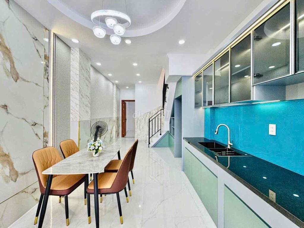 Rent 302 Phan Huy Ích (3.4 x 16) 1st floor 4th floor bedroom, 3 toilets