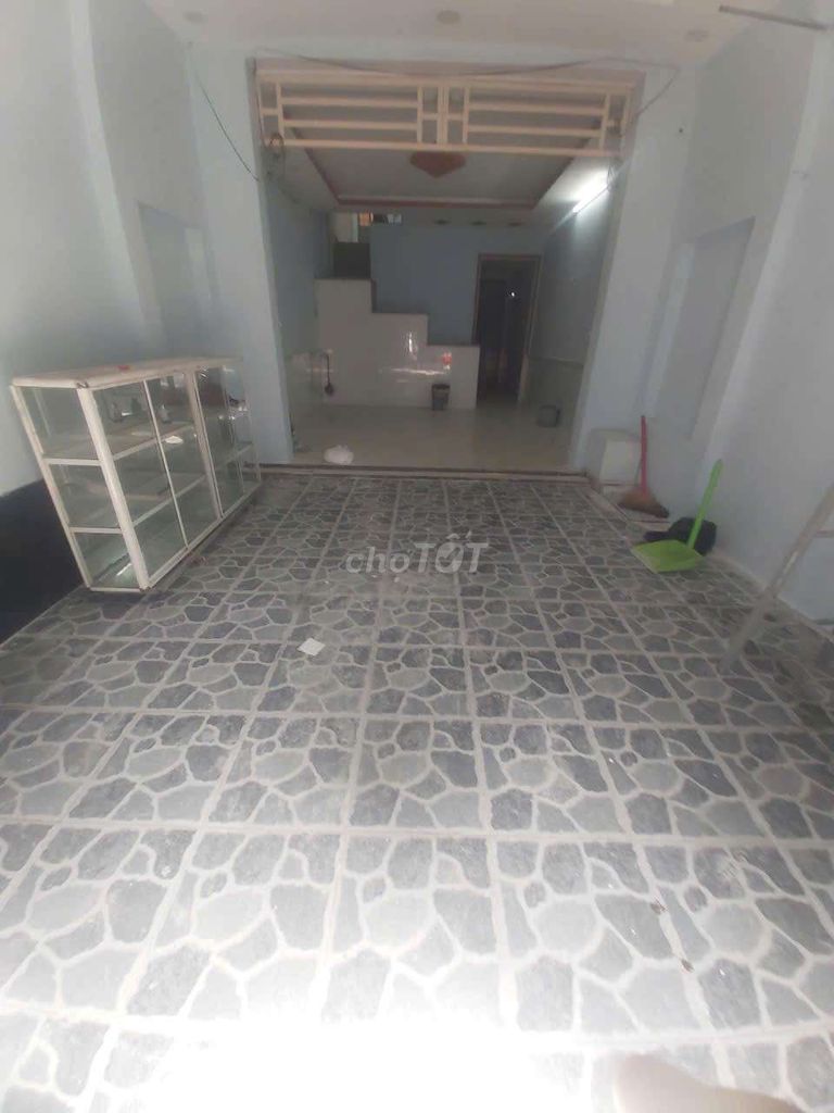 Rent a front house on Miếu Gò Xoài.