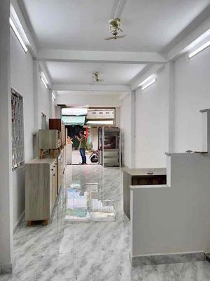 Let's rent Bà Hạt District Cash House. Ten million dollars.