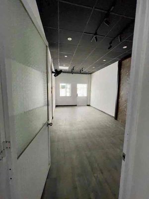 Let's rent Bà Hạt District Cash House. Ten million dollars.