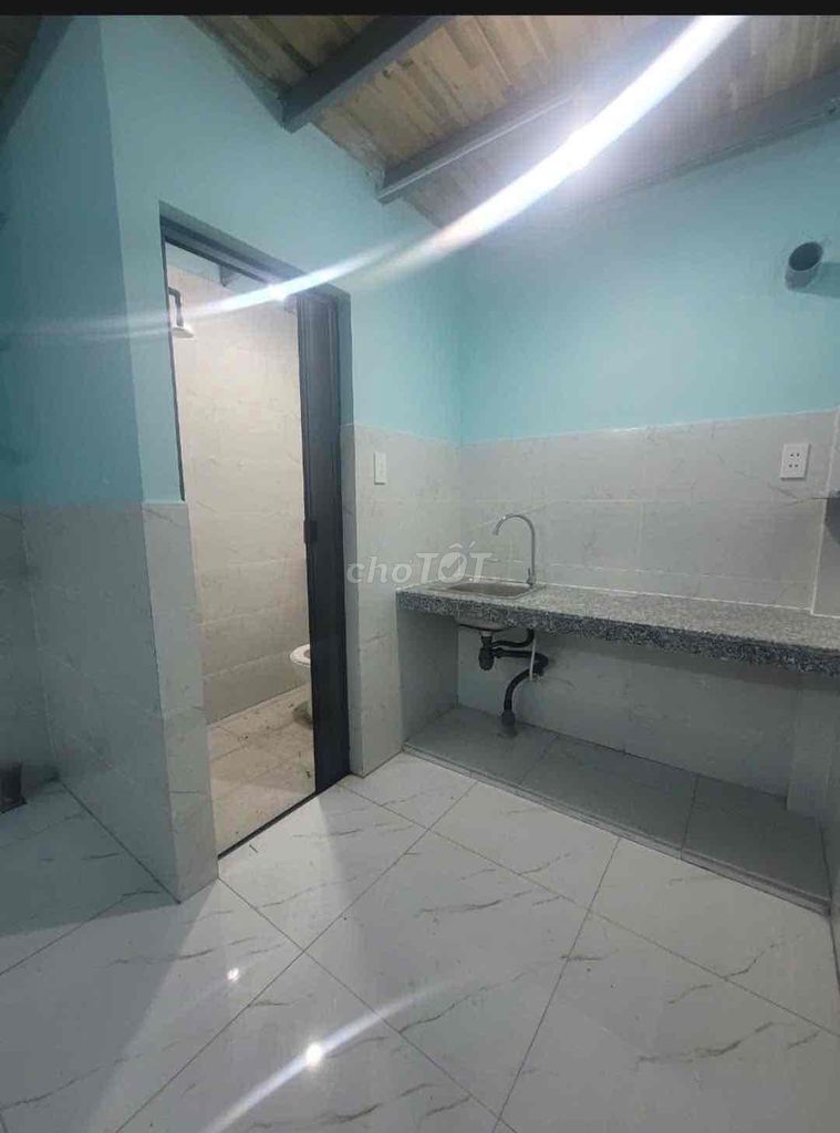 The guard room is 2 m. Ung Văn Khiêm right here at the new Landmark 81.