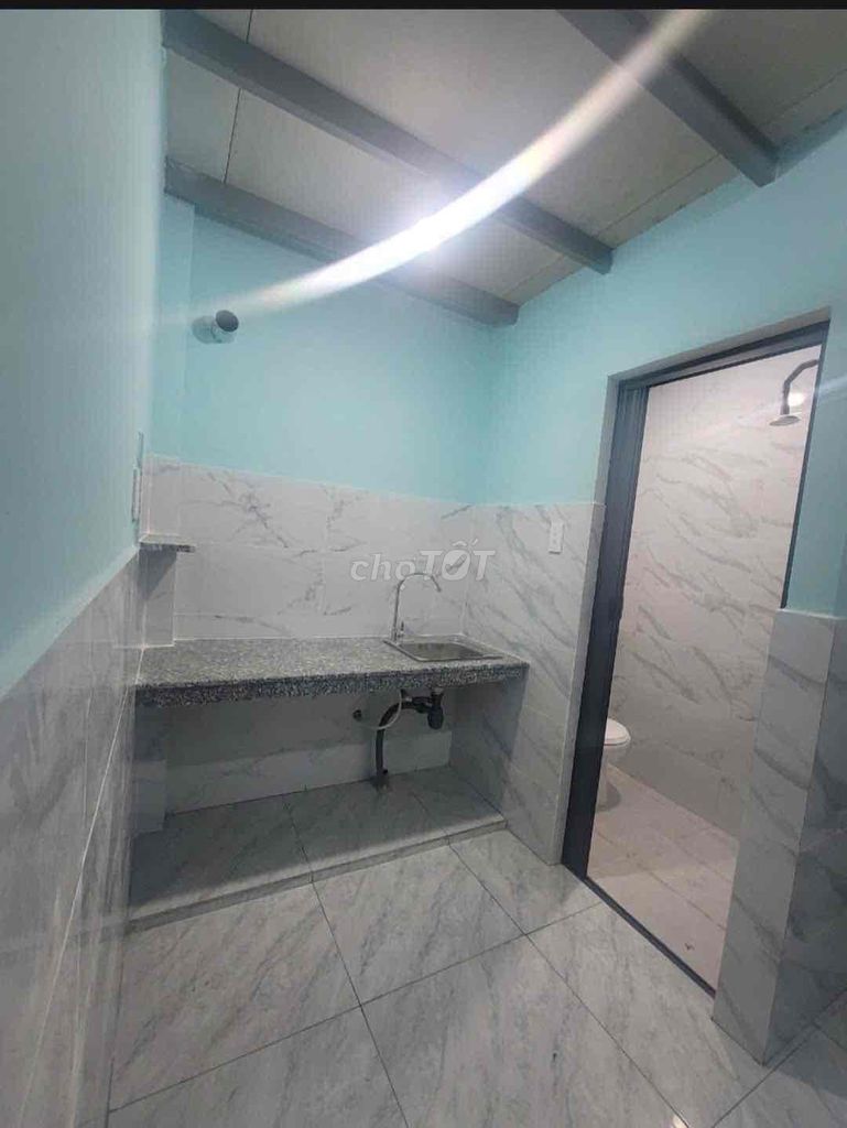 The guard room is 2 m. Ung Văn Khiêm right here at the new Landmark 81.