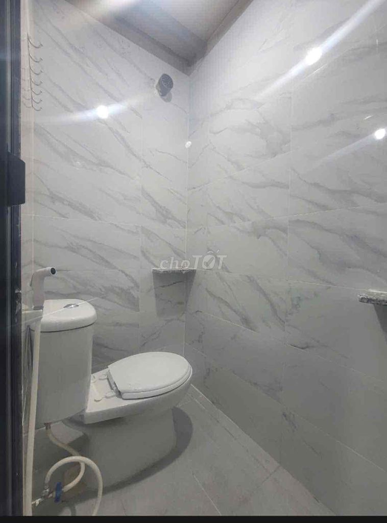 The guard room is 2 m. Ung Văn Khiêm right here at the new Landmark 81.