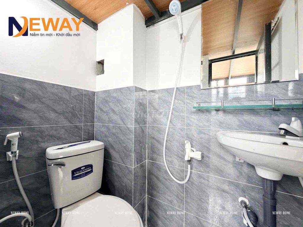 Rent a room with a cheap guard-house elevator near a commercial university, aeon