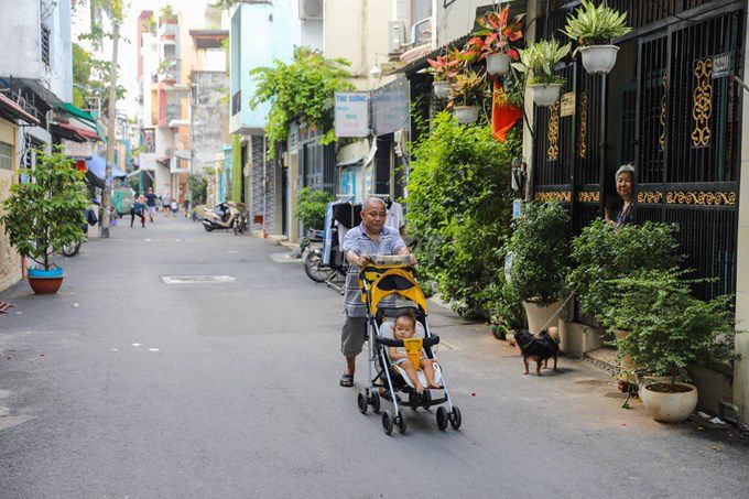 It's the homeowner of 62/63 Lý Chính Thắng.