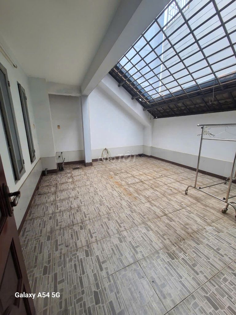 Rent Lê Văn Thọ Gò Vấp, 12 x 18 meters, 2 floor ground vault