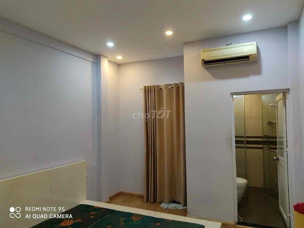 Rent an Ngô Tất Tố alley house, P. Bình Thạnh