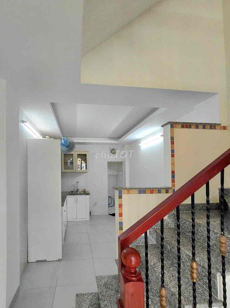 Rent the original house - cash on 12 M Street