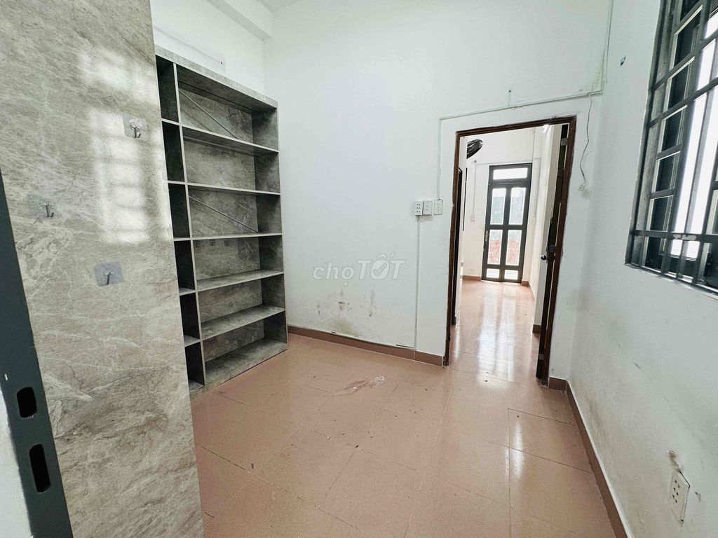Rents 74/ Qq11970 16 Gò Vấp.7 m. 17m. 4 bedroom 3 large yard toilets