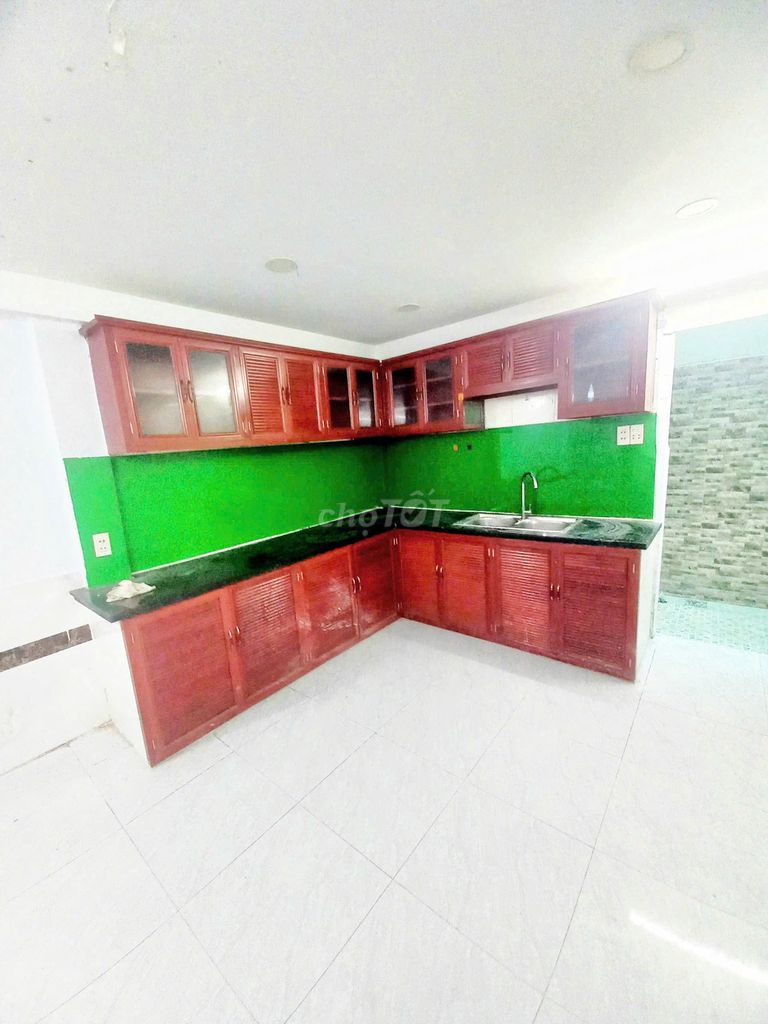 4 x 15 meters Gò Vấp 2 Phạm Văn Chiêu Bedrooms near Jell-O. 8 million