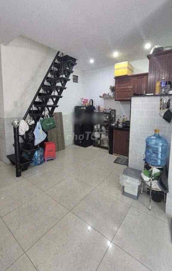 Rent a two-sided apartment - 100 meters - 3 bedrooms