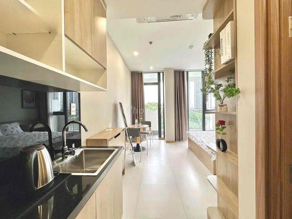 INTERVIEW, the studio-sharing apartment near the newly built literary university